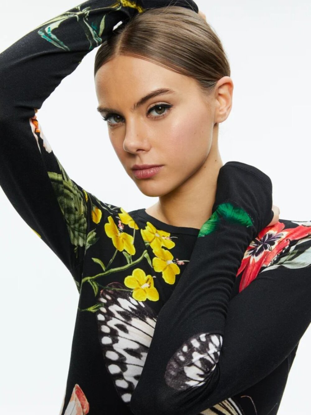 Alice + Olivia Delaina Long Sleeve Top Condition: New Without Tags (NWOT) - Picture 4 of 6